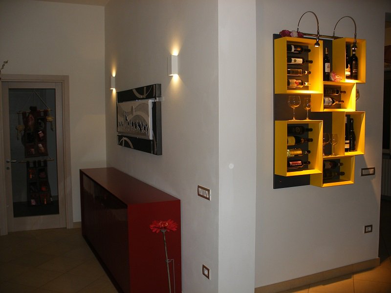 EsigoSrl's tweet photo. Esigo 5 #design #wine rack for living-room #furniture _ #Portabottiglie #vino Esigo 5 per arredamento zona living https://t.co/KxGZkv87vf