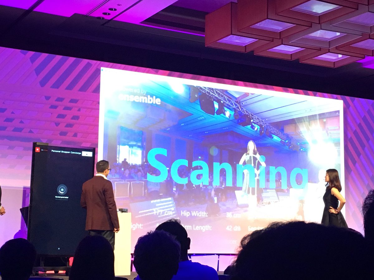 KellyYPL's tweet photo. The scanner knows everything.... Which is quite scary~ #AdaptiveStore #AdobeSymp @billionbricks https://t.co/ZpTXESlA1Q
