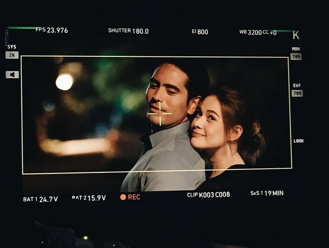 adrianvivas's tweet photo. Love over Career or Career over Love. #HowToBeYours #BeaGerald https://t.co/ukJ6OXWZz0