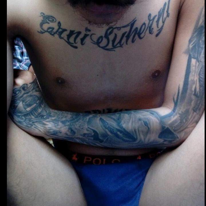 donyerlangga3's tweet photo. Join my LIVE > mls mandi on #BIGOLIVE. https://t.co/xnZhkGHrCk https://t.co/vVLgP3UWA8