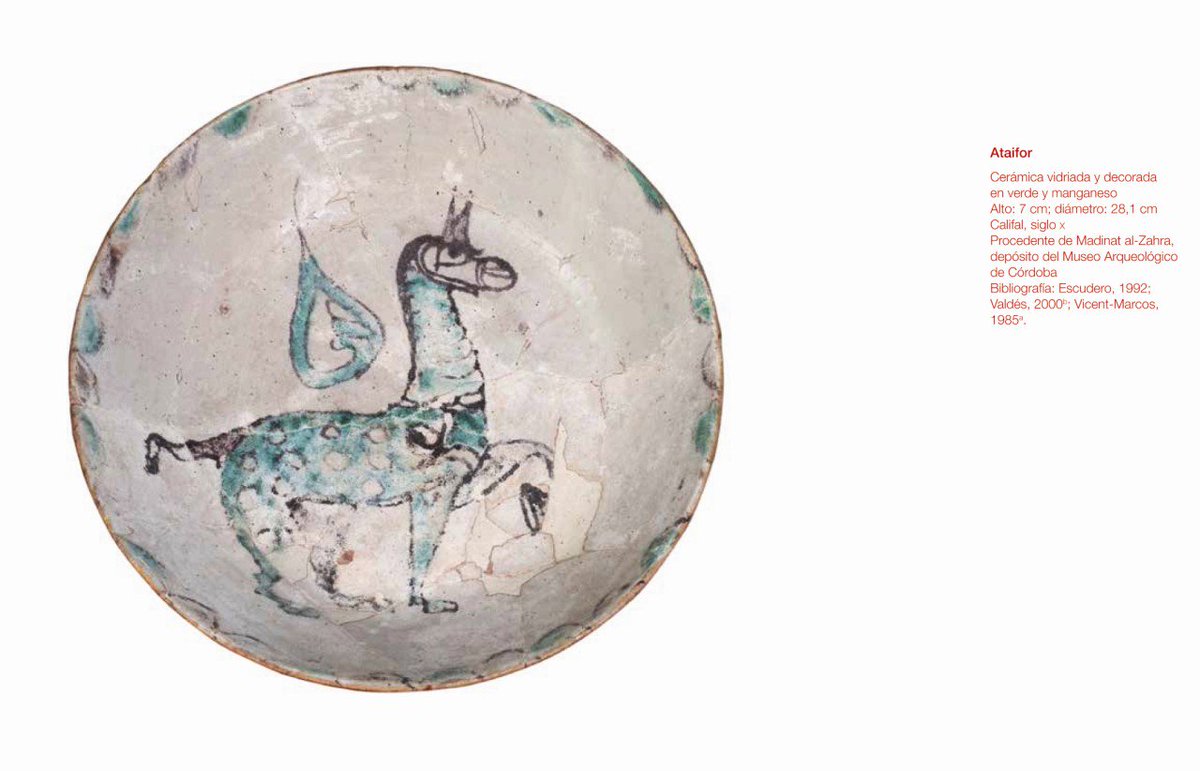 CAMedinaAzahara's tweet image. Ataifor decoración verde manganeso con decoración cuadrupedo rasgos estilizados SigloX #art #ceramics ven a verlo!