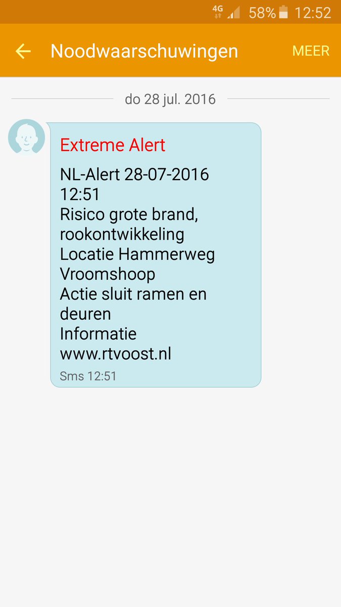 Ennodeboer's tweet photo. NL Alert in #Vroomshoop en #Geerdijk na grote #brand https://t.co/usPfkzdKhj