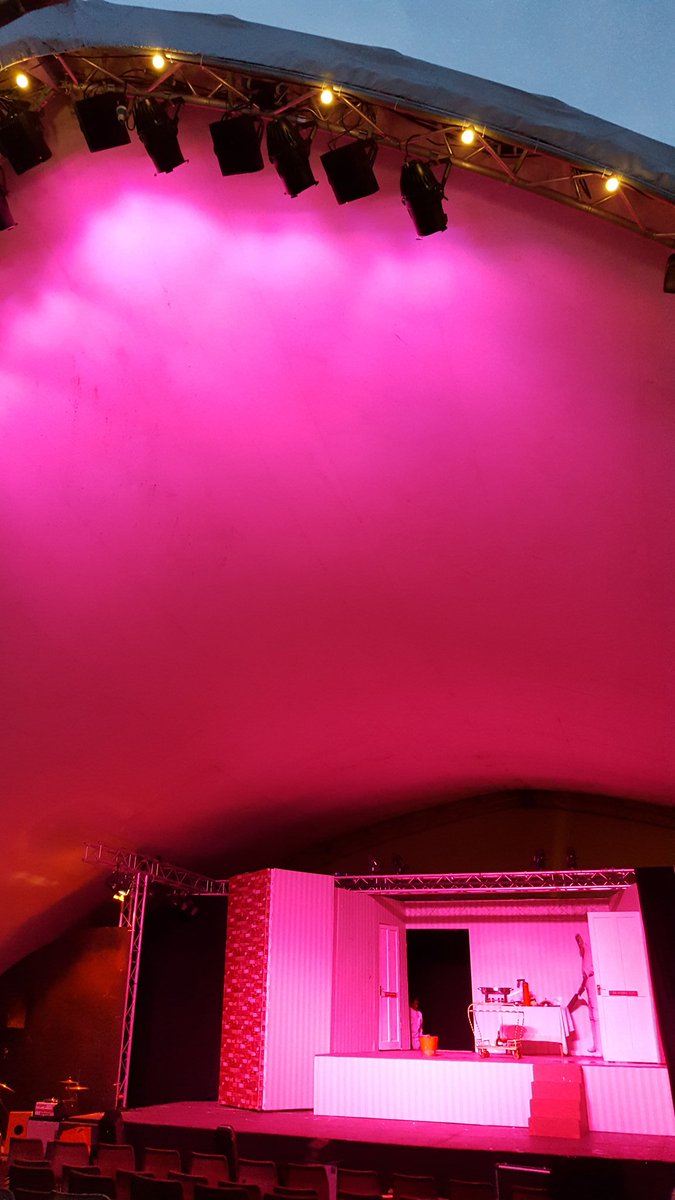 BeLTheatre's tweet photo. Not long now! The stage @heverfestival last night waiting for the magic to happen... #OneManTwoGuvnors #Theatre https://t.co/mr7INl5i9V