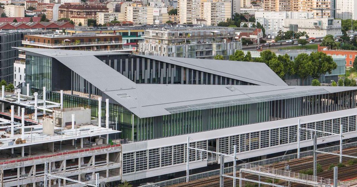 Architizer's tweet photo. Kengo Kuma and Associates joined 5 other architects to work on this multi-use building: https://t.co/F3KDo8y1KV https://t.co/S3sgHeftLy