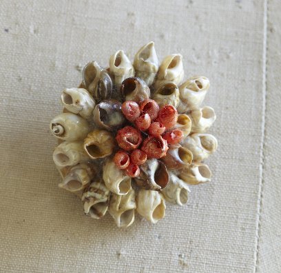 okcorralvintage's tweet photo. Another #vintage piece #CoastHour Made by a #shellseeker #IOW https://t.co/aHJeGRiR2Y