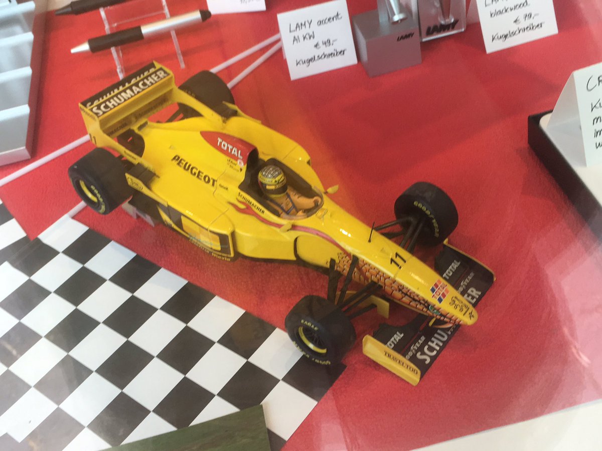 quelle_folie's tweet photo. A few blasts from the past in a #Hockenheim stationery shop...
#90sF1 https://t.co/BlnosBUKsC