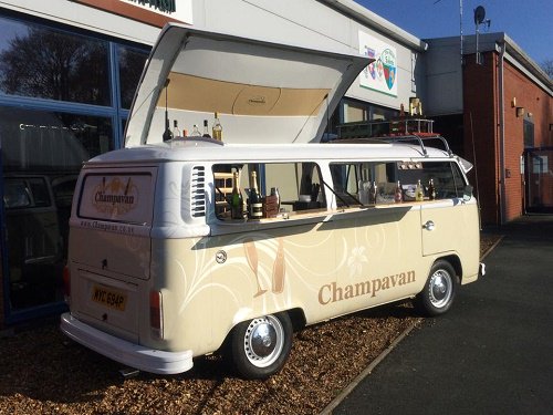 telfood's tweet image. A Retro VW camper converted into a mobile Champagne &amp;amp; Cocktail Bar!
We love it  @Champavan 
#shrewsbury #unique