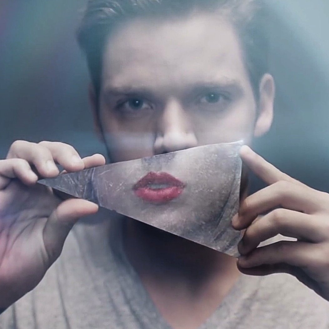 jasperoops520's tweet image. Never out of style