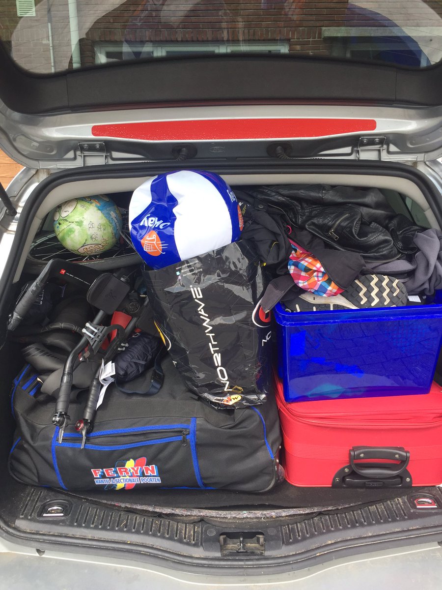 ALIENINVADER27's tweet photo. #immaastricht here we come , Hahahaha people always take to much on Holiday,lets do this race #luckystyle #gohard :) https://t.co/tRhdz4H9Iq