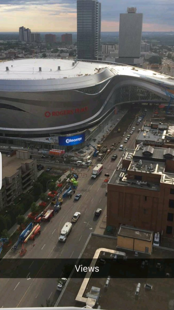 Taipan10806's tweet photo. Wow it's starting to look good @RogersPlace can't wait for the winning season @EdmontonOilers https://t.co/pUiFMKO35Q