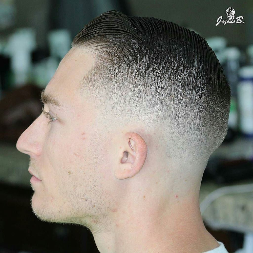 LayriteOfficial's tweet photo. Brilliantly blended #midtaper with a #SidePart by @je_zeus_tha_barber . Clean execution ke… https://t.co/7uCEjQ7osI https://t.co/5zg7rp6YIY