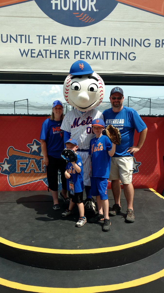 LWallace4u's tweet photo. #nikonmets  @happymath4u https://t.co/RU1HXxAe2H