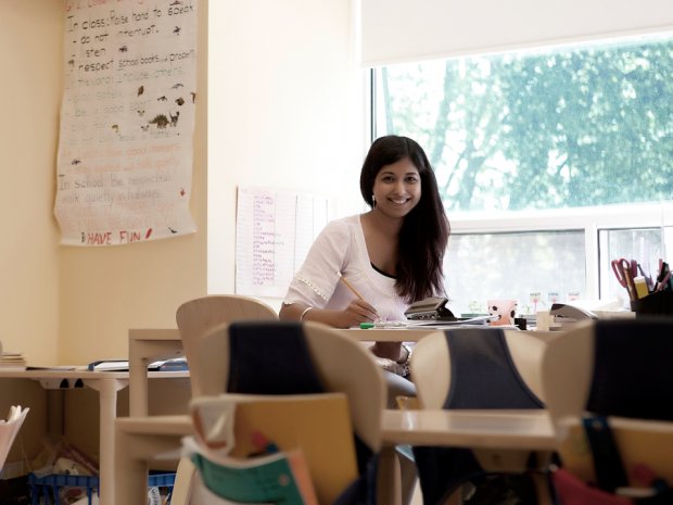 edutopia's tweet photo. Why it's imperative for teachers to reflect on the privileges (&amp; biases) they may have: https://t.co/CazRTnV3CO. https://t.co/bAx0izI3FM