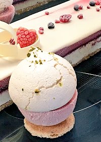 EmilieDucat's tweet photo. I wish the 8 years old me could see what my job involves today ❤️ @ClassicFineFood sweet sweet week with Capfruit https://t.co/VaWhc0x5Li