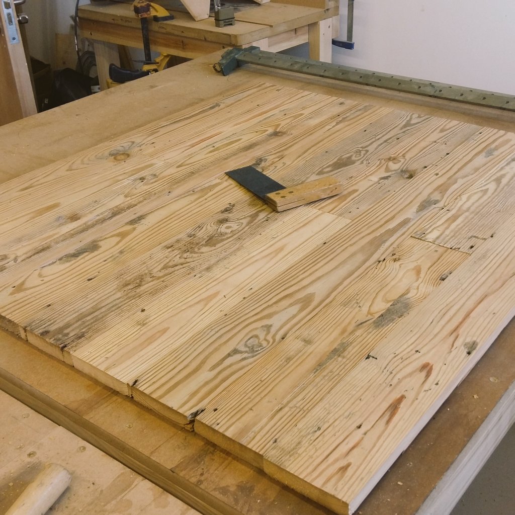 simPLY94371120's tweet photo. Old Floorboards being turned into a new tabletop #sheffieldissuper #etsysheff #furniture #abbeydaleroad https://t.co/tqXPf1mDyZ