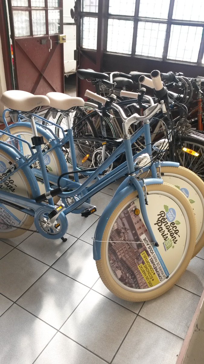 .<a href="/Paris/">Paris</a>, à #vélo, on ré-no-ve sa copro  ! #EcoRénovonsParis   <a href="/Celia_Blauel/">Célia Blauel</a> <a href="/C_Najdovski/">Christophe Najdovski</a> <a href="/Anne_Hidalgo/">Anne Hidalgo</a>