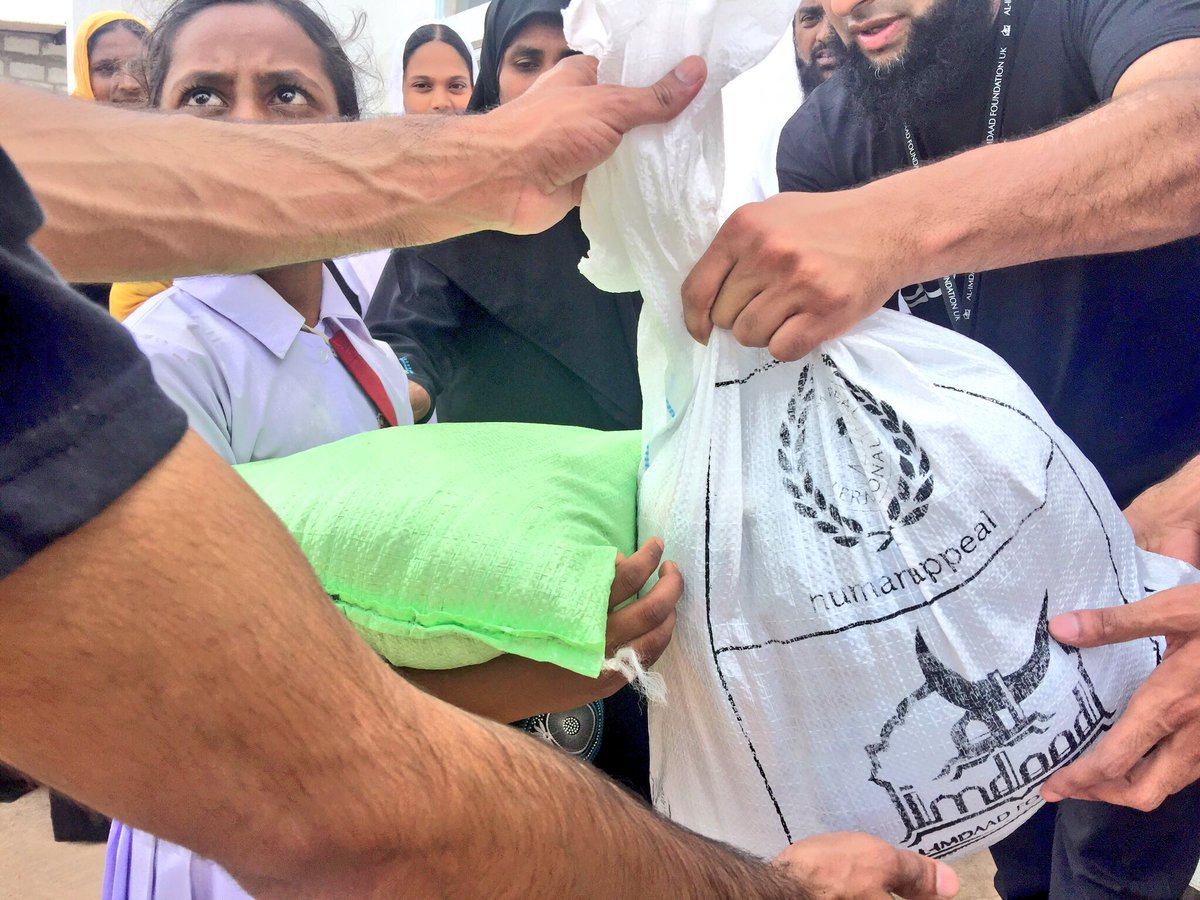 Alimdaad_UK's tweet photo. Working with unity we will benefit more people around the world without doubt.

Together - Stronger @HumanAppeal https://t.co/QhV4AT9AVM