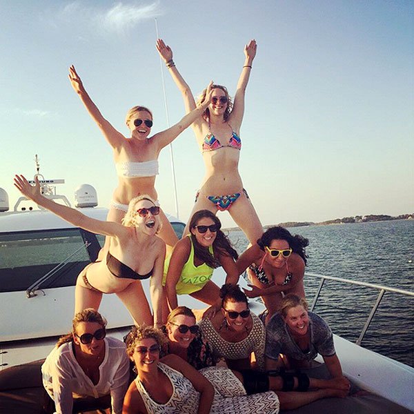 oOlalaApp's tweet photo. Tag your squad in the comments below #oOlalaApp #squadgoal #onaboat #instanthangout https://t.co/LXWa6KeZLO