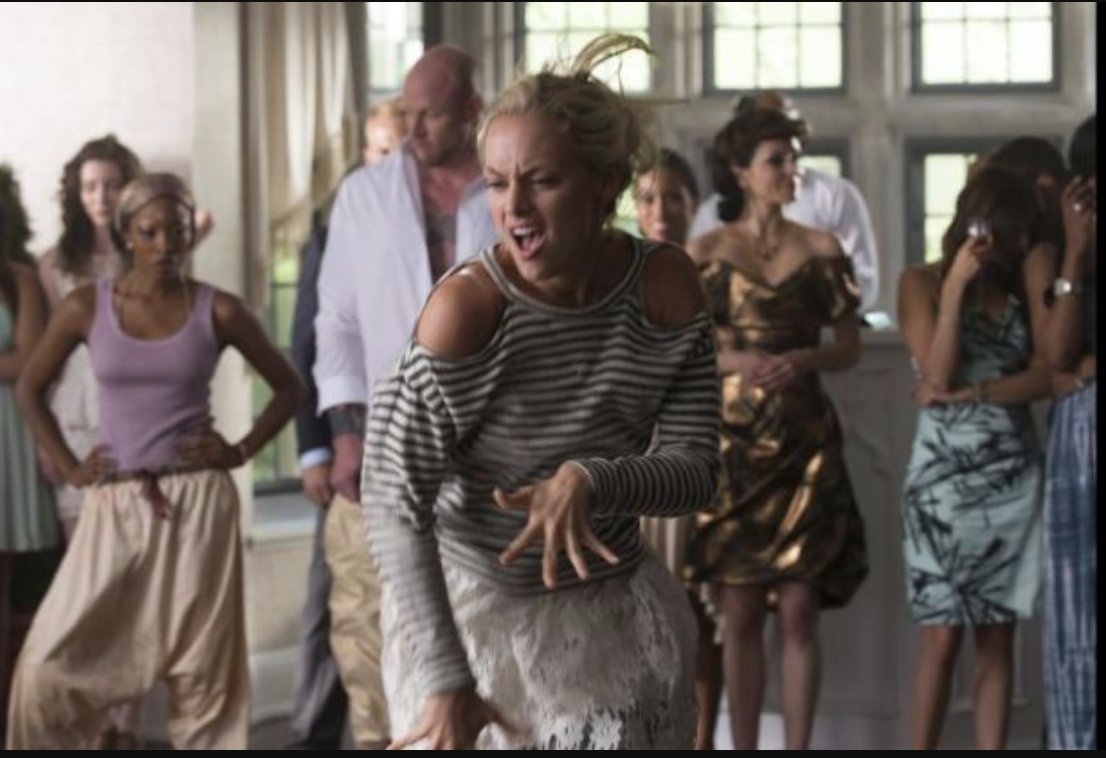 somewhataddicte's tweet photo. #7daysofLostGirl Dark Fae dance off to the death! @KseniaSolo & @RachieSkarsten got killer moves #lostgirl https://t.co/NBoNGVMVuy