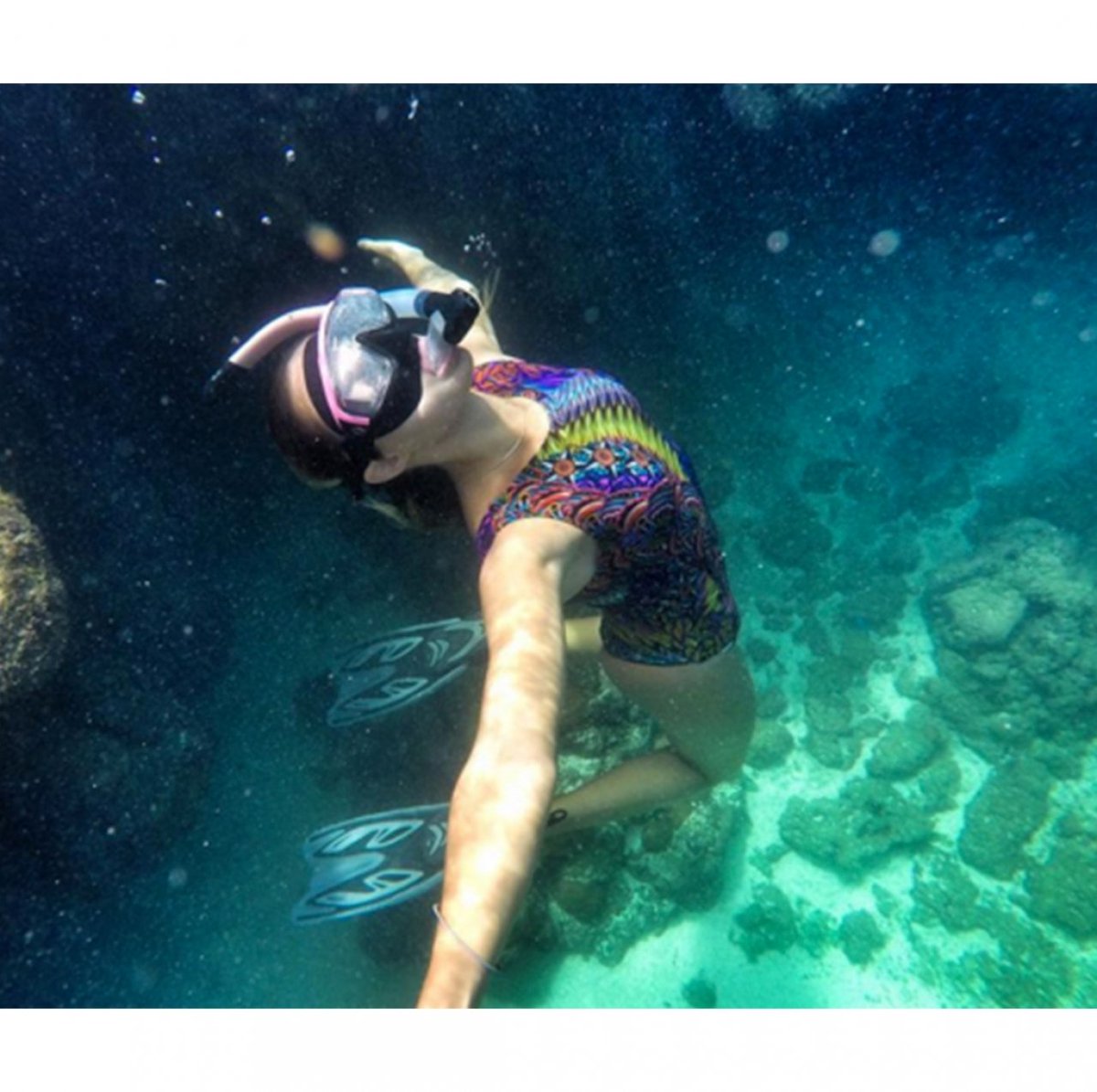 GoofySince1987's tweet photo. #GoDeep #GoGoofy 🌊   🐠   🐚  👉  @ninanhaiaa maravilhosa ❤️🌺   #GoodVibesKindALife #WeAreGoofy # https://t.co/ltbBfcqnTw