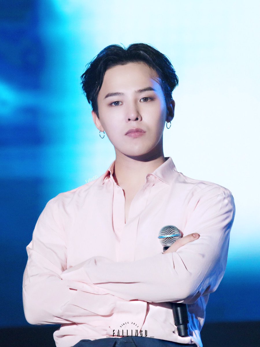 _FallinGD_'s tweet photo. [FallinGD] missing u ㅠㅠ 💕

#권지용 #지드래곤 
#GDRAGON #GD #fallingd
@IBGDRGN https://t.co/WI00xlcIE4