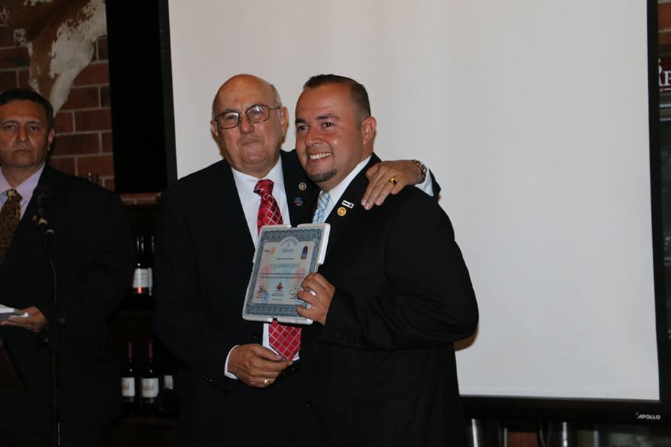 Socios Paul Harris compañeros Pedro Rivas Cañas y Sigfredo Figueroa