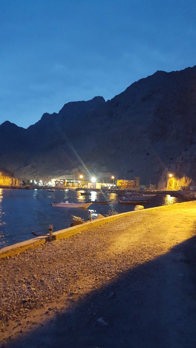 Fishing_Club_OM's tweet photo. كمزار القرية الساحلية الجميلة بمحافظة مسندم من أجمل المناطق البحريةفي السلطنة
منقولة عن:ولد الدار كمزار
@hassan81191 https://t.co/bwUxL0HuZN