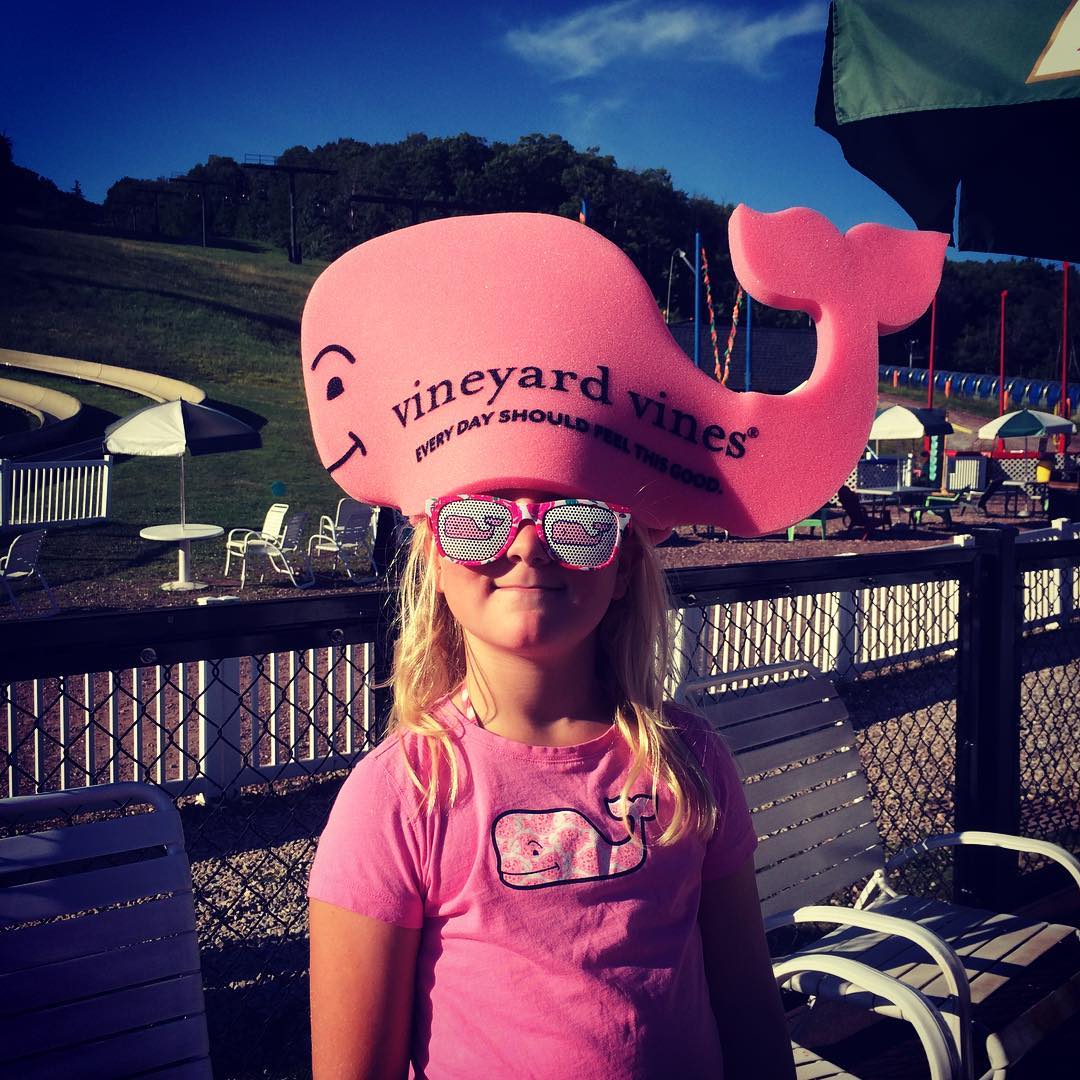 vineyardvines's tweet photo. Looking forward to the #VermontSummerFestival this weekend! Best of luck to everyone competing! 🏇🐳 #EDSFTG https://t.co/85i6z2iOoG