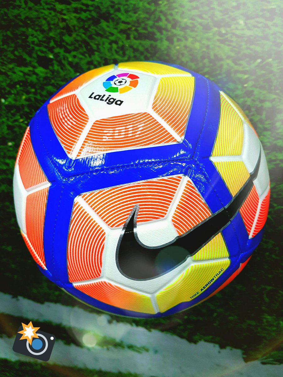 baseagirsport's tweet photo. ⚽ Ya en nuestras tiendas el nuevo balón de la liga 16/17. Una preciosidad a un precio sorprendente ⚽ https://t.co/ojeoW9ZNOp