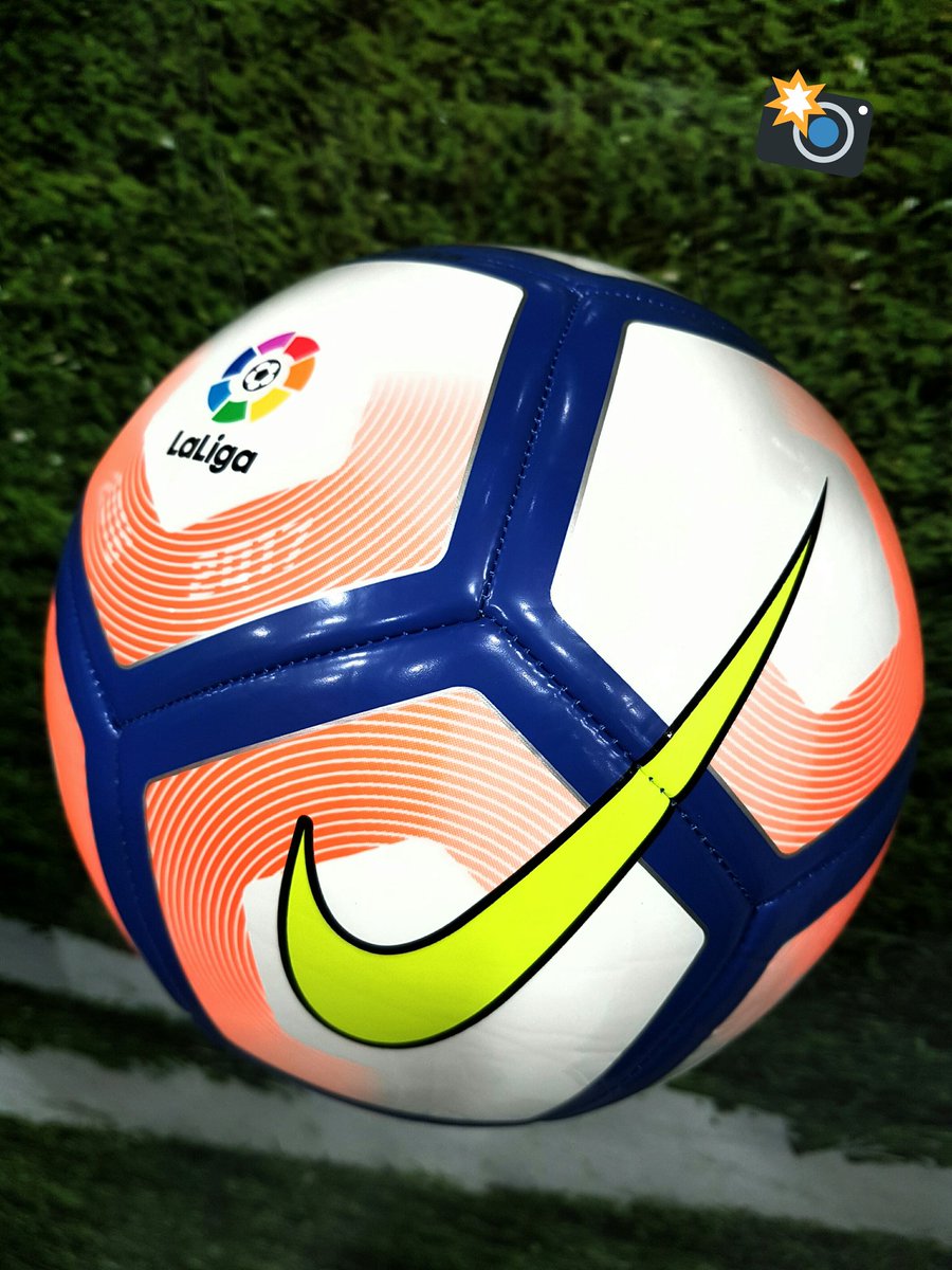 baseagirsport's tweet photo. ⚽ Ya en nuestras tiendas el nuevo balón de la liga 16/17. Una preciosidad a un precio sorprendente ⚽ https://t.co/ojeoW9ZNOp