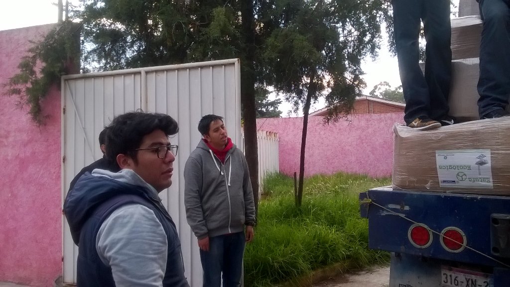 angel_francisco's tweet photo. MUESTRA DEL TRABAJO EN EQUIPO, #TEXCOCOESTE con @cg_cerecedo @Isidro_Pastor @JORGEARREDONDOG https://t.co/V1DPbjYWpS