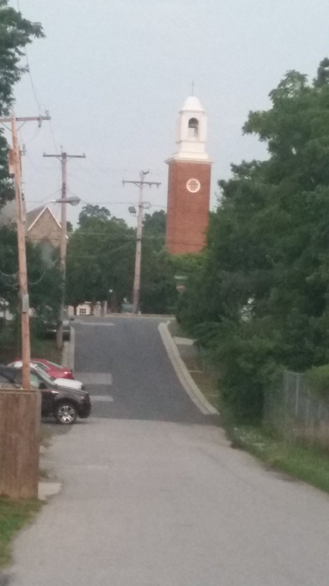 jgivens75's tweet photo. 3 miles & 8 repeats of that little beast of a hill #embracethehill #beahillseeker #gettingRagnarReady #RagnarDC https://t.co/9W7xItmwiW