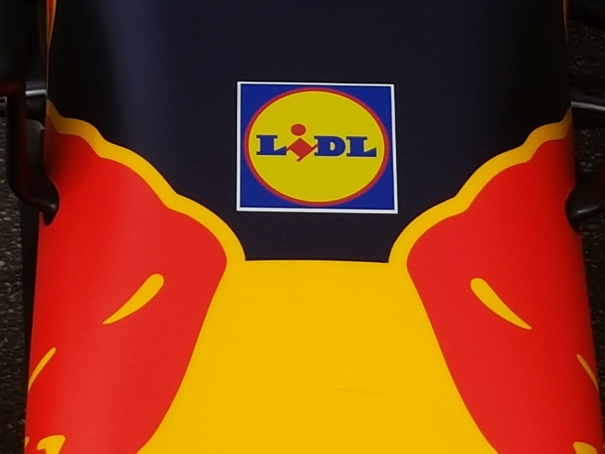 ScarbsTech's tweet photo. F1 welcomes @lidl https://t.co/yKyESAxZc5