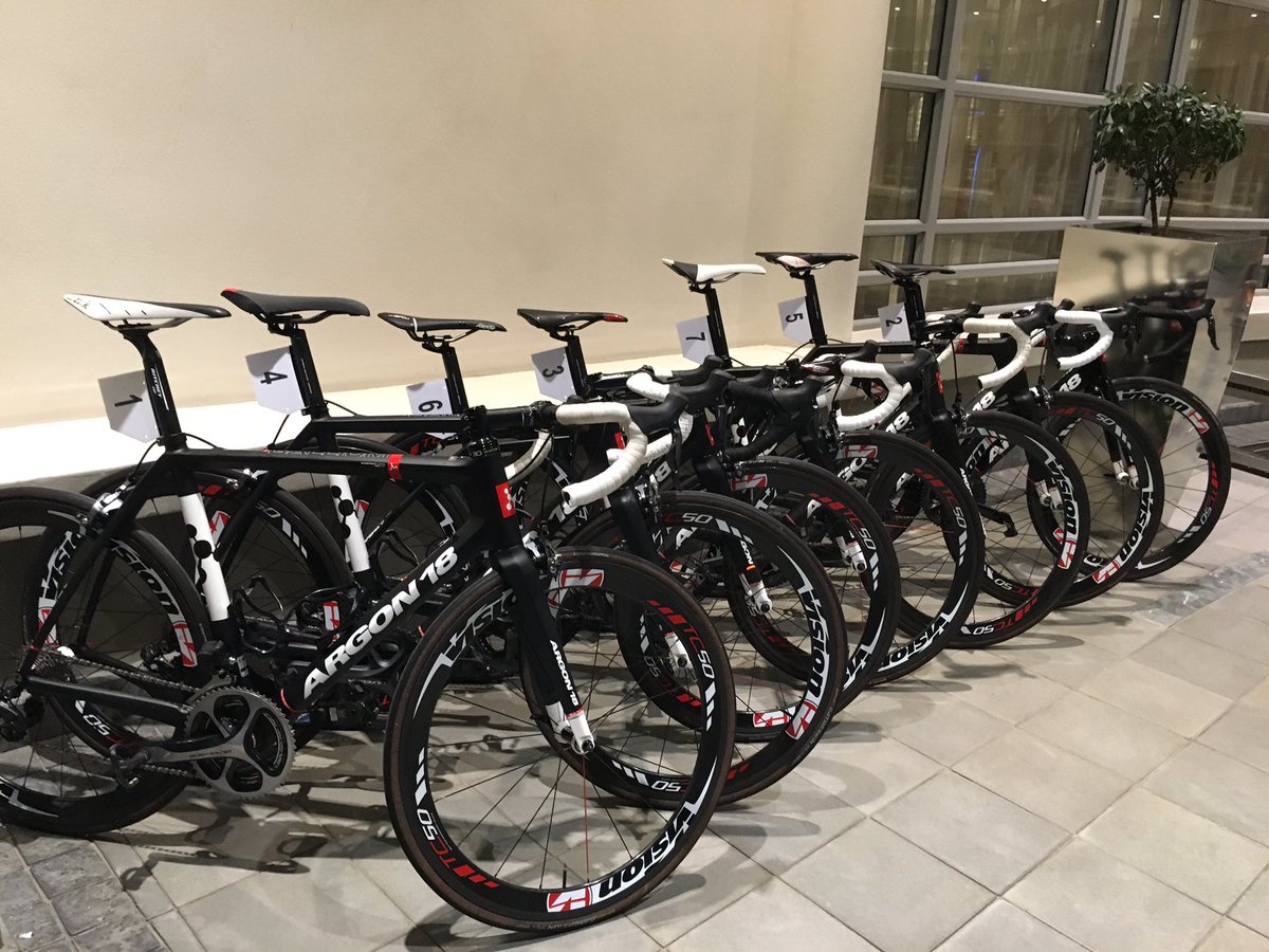 LangeMalcolm's tweet photo. Please be on the look out ,Three Team Telkom Team bikes @Argon18bike stolen from our warehouse last nightcenturion. https://t.co/lUwARtZxax