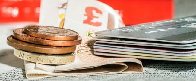 HodgsonAbbottCC's tweet photo. 52% of UK payments are now #digital. Could the UK be one of the first #cashless nations? https://t.co/8yr0X35DlV https://t.co/XCB54aRuqY
