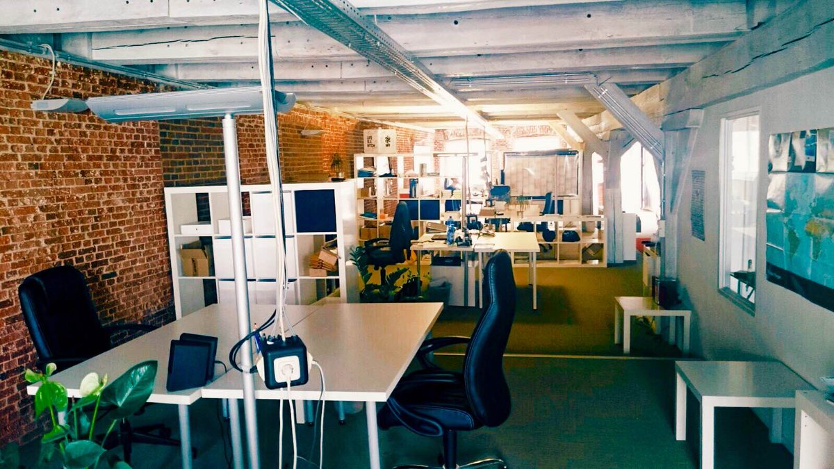 kwizzme's tweet photo. Wir haben ab sofort Schreibtische in unserem Gemeinschaftsbüro zu vermieten! 
https://t.co/6BIeVGKi3Q https://t.co/tRq1u48SYZ