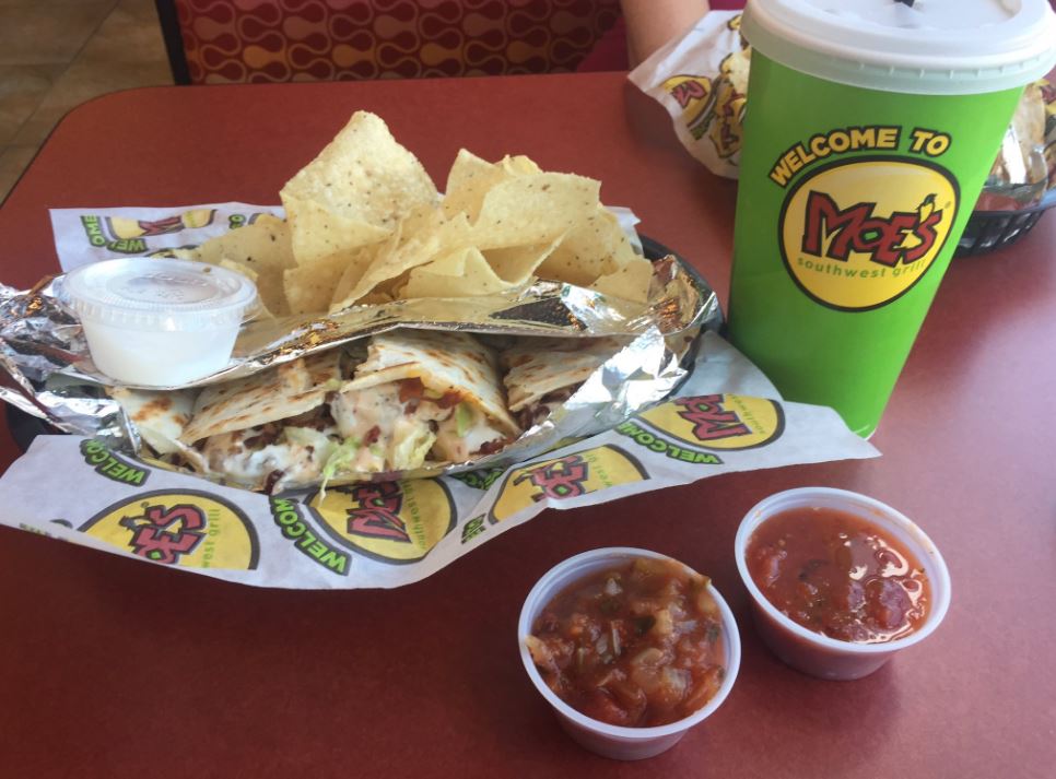 Moes_HQ's tweet photo. #LetsGetHighAnd devour some Moe's https://t.co/uWQrNy6v0M