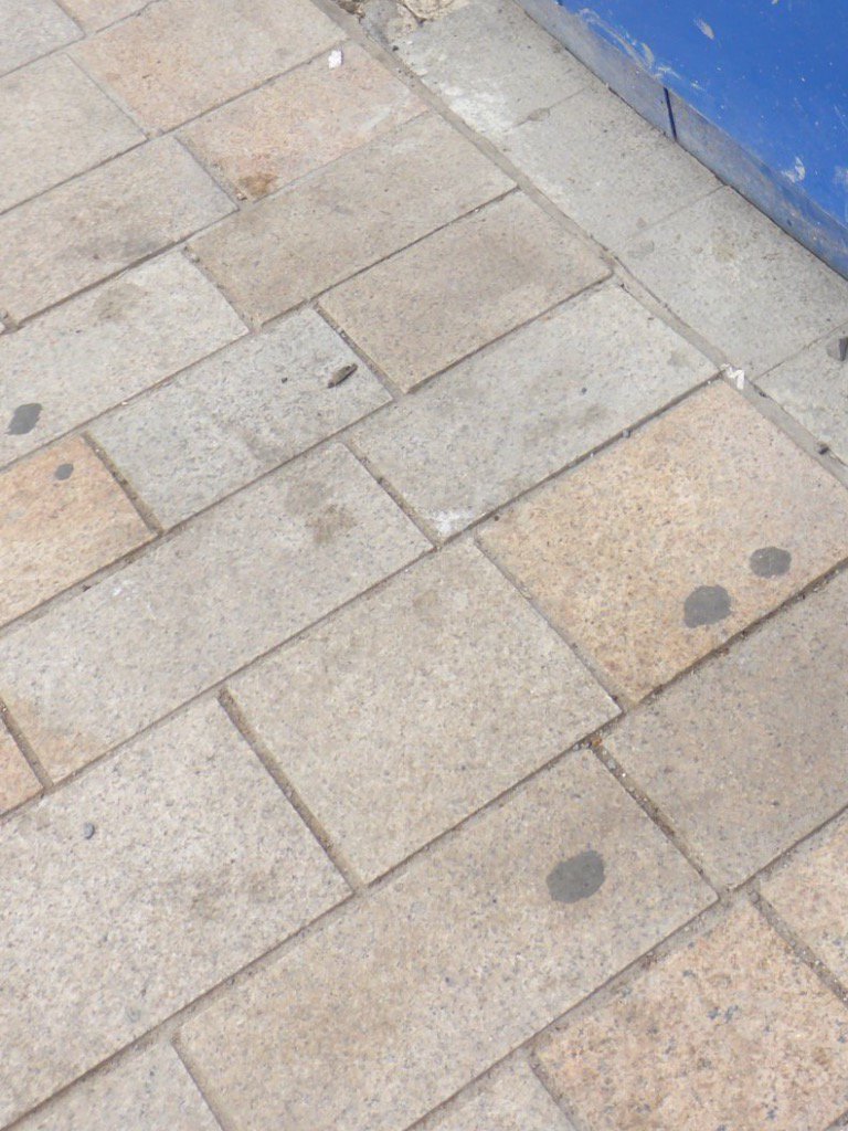 peter_levy's tweet photo. Why do people spit out gum on these brand new stones only just put down in Hull. 
Tweet views and tune in at 6 30 https://t.co/dLk7q2bERm