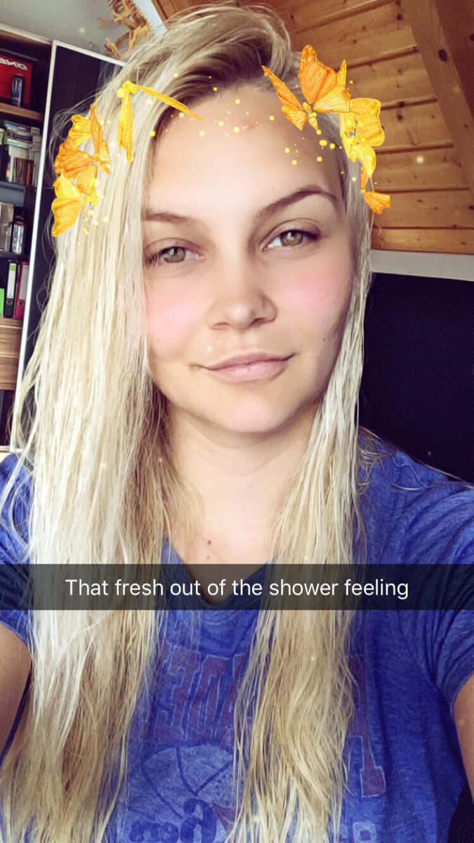 nizeeyxo's tweet photo. Follow me on snap: nizeey77 #snapchat https://t.co/rvf9DcU340