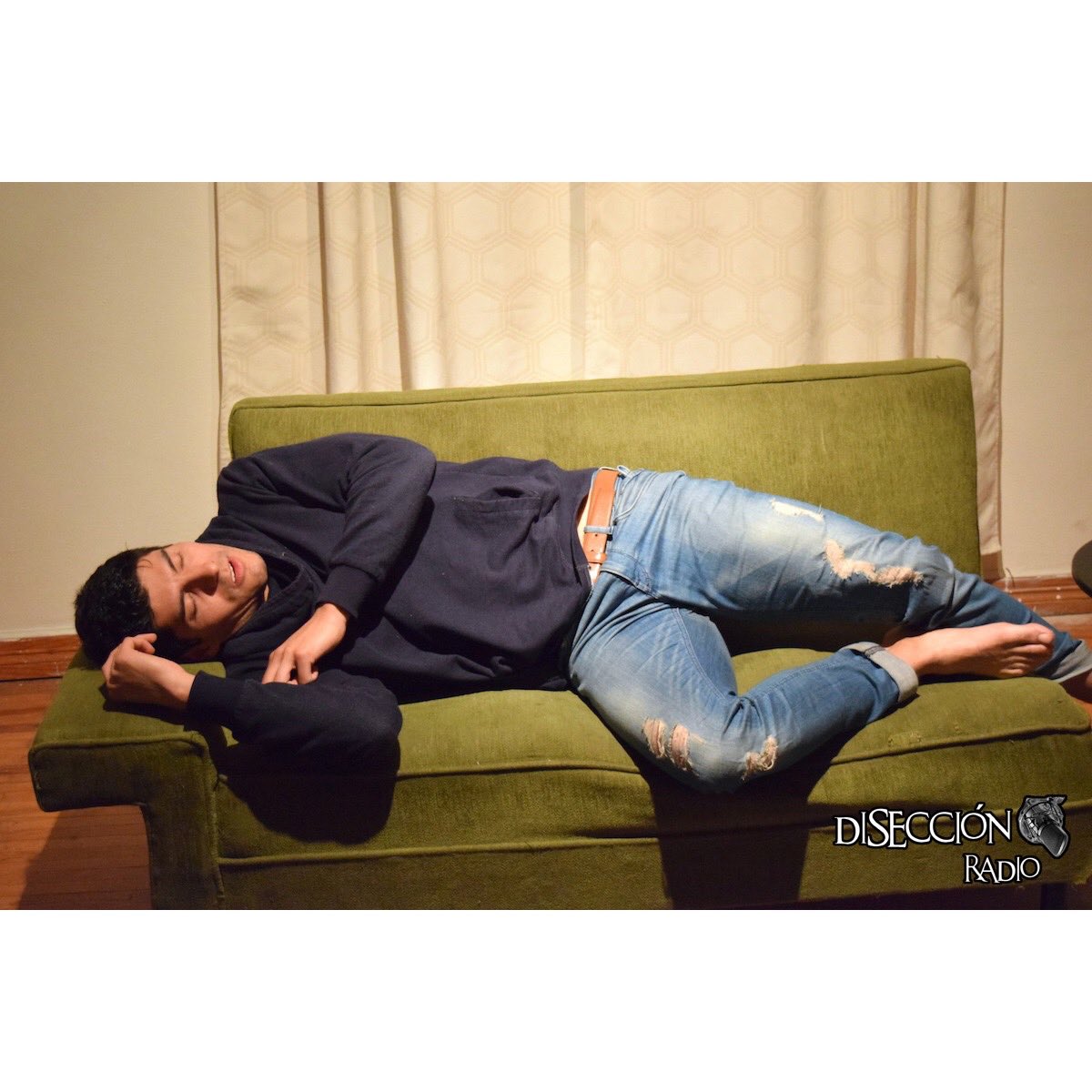 chrisramosr's tweet photo. Jueves y viernes doy funciones en Dentro de @TeatroEnCorto | Foto: @DiseccionRadio https://t.co/GekPdthW0K