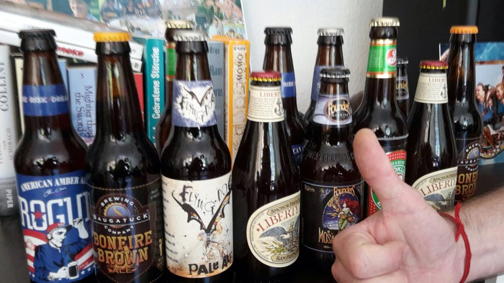 Fotos von glücklichen Kunden! Bis Freitag läuft noch das Gewinnspiel!Infos:goo.gl/aEGqWe #craftbeer #happy