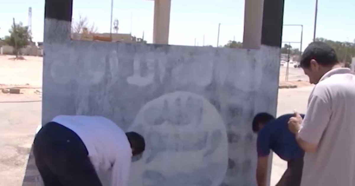 alwasatengnews's tweet photo. The town of Harawah launches campaign to paint over #ISIS signs after its liberation. #Libya
https://t.co/gKBjn11IsG https://t.co/L16oL8LQWr