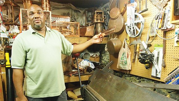 BayStateBanner's tweet photo. https://t.co/ZpsFPiCRtF #Dorchester man puts neighbors to work. Sheet metal worker teaches locals  restoration work https://t.co/asGfuqnOXy