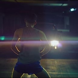 divaolly's tweet image. night walk chanteuseing 🌙