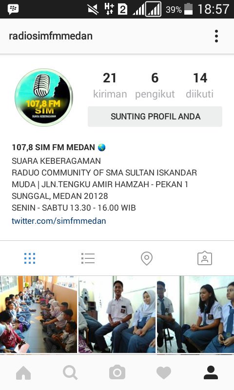 Simfmmedan's tweet photo. AYOOO!! DI FOLLOW IG BARU SIMFM MEDAN #FYI #SIMFMINFO https://t.co/RGSfgPqM8P