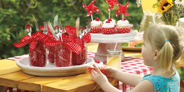 GlebeHH's tweet image. Make your long weekend celebrations extra special with these fun ideas from Bev Bell! bit.ly/1OuuoPC