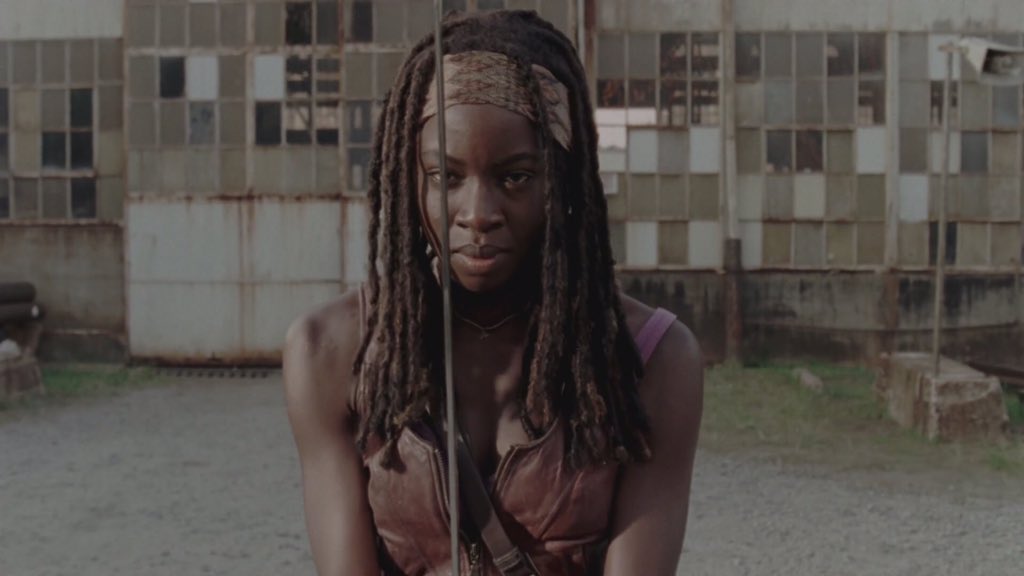 _HunterDixon's tweet photo. Day 21: Weapon Of Choice — Michonne's katana. https://t.co/JflyEK0gUx
