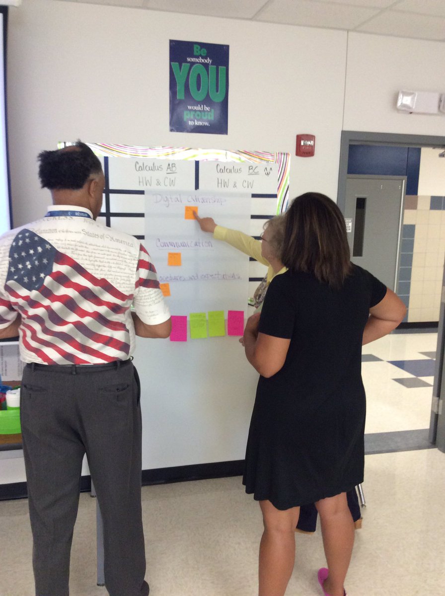_mosaicreative's tweet photo. @DigitalGISD We are not axes..we nurture! #bytesbybrown https://t.co/6N4iwOX9Zi
