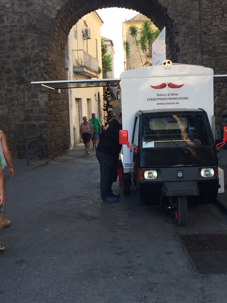 FilipArnaut's tweet photo. Keep re-inventing bakeries!
(Sorrento -Italy) https://t.co/fUdJB9v4XO