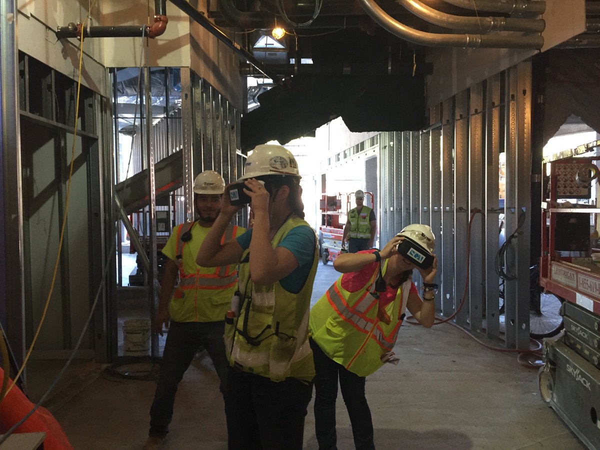 Subcontractors @ 50+60 Binney using our VR! Want to learn how SGA's VR technology can help? sga-arch.com/virtual-reality